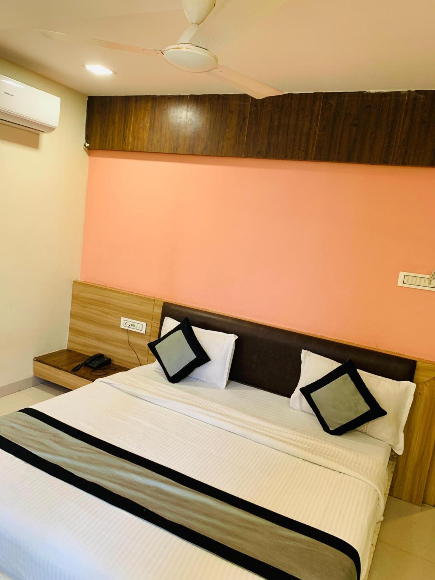 D9,indore Hotel