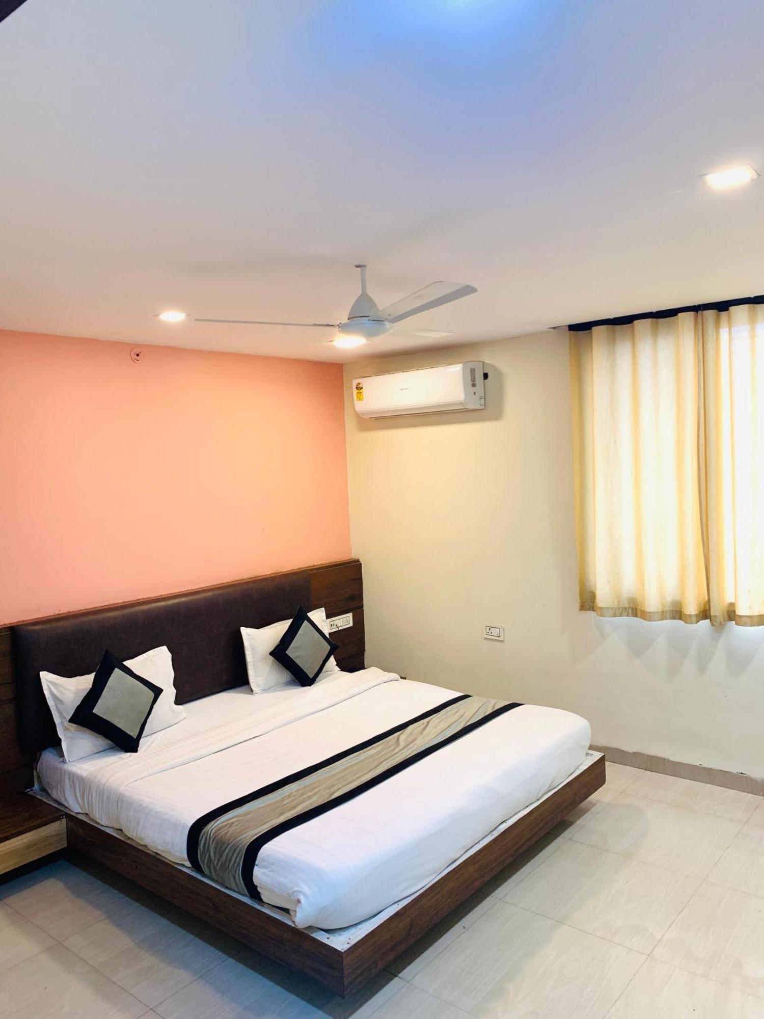 D9,indore Hotel