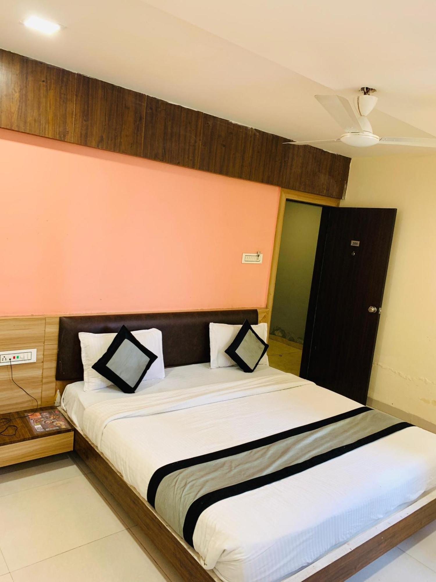 D9,indore Hotel